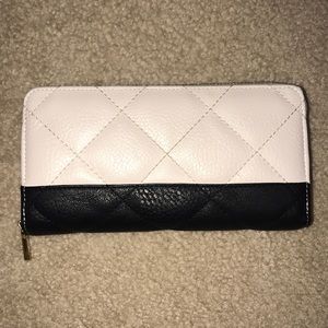 NWOT wallet